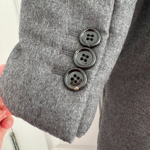 Prada Puffy Wool Coat in Grey, size 38IT (fits like a size 2/4) - Picture 6 of 9